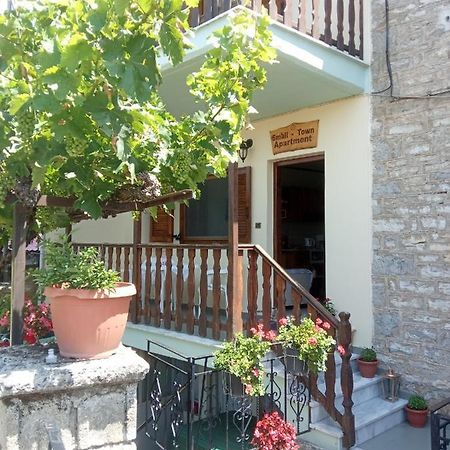 Small Town Apartment Konitsa Extérieur photo